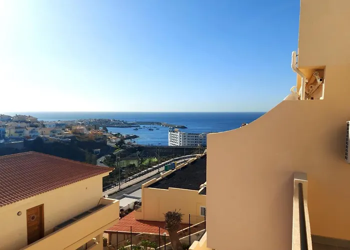 Suite Mirapuerto - Luxury Apartment With Sea View